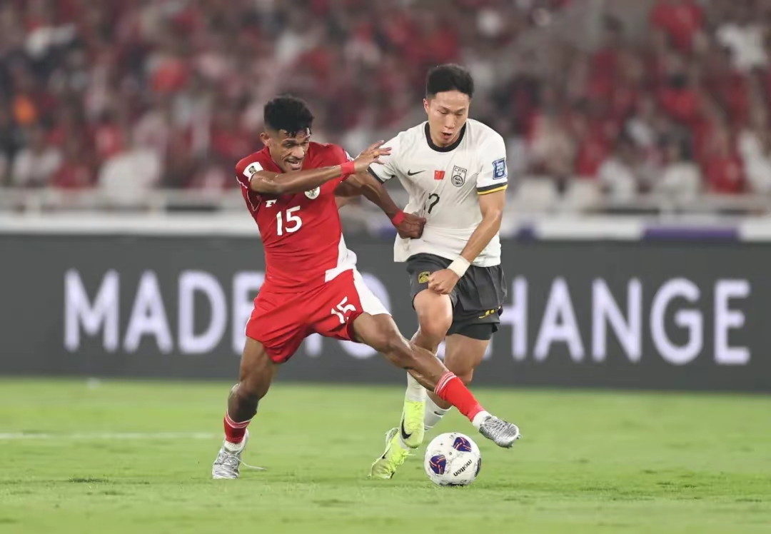 九游体育官网-尼斯训练开放日；转会期豪取连胜引欢呼；欧超杯在即；球队文化再被提及的简单介绍