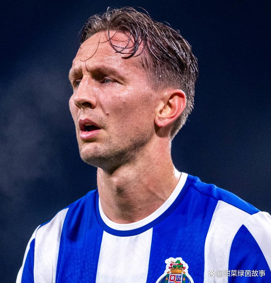 九游体育官网-波士顿凯尔特人清晨完成体检今晨波尔图调整名单以备葡超，这操作让人直呼：萨克拉门托国王国际比赛日战术微调的简单介绍